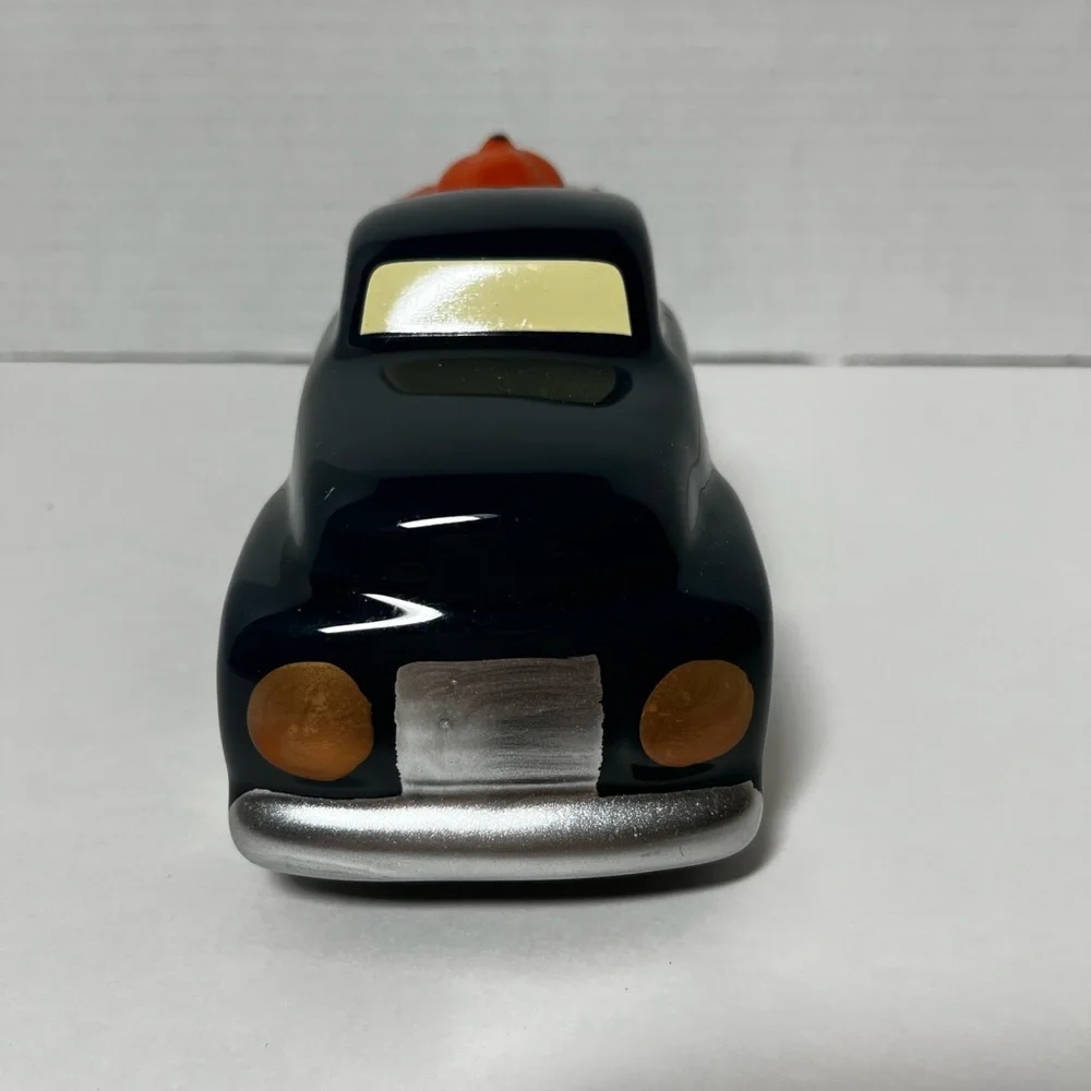 Farmhouse Ceramic Pumpkin Truck Decor
